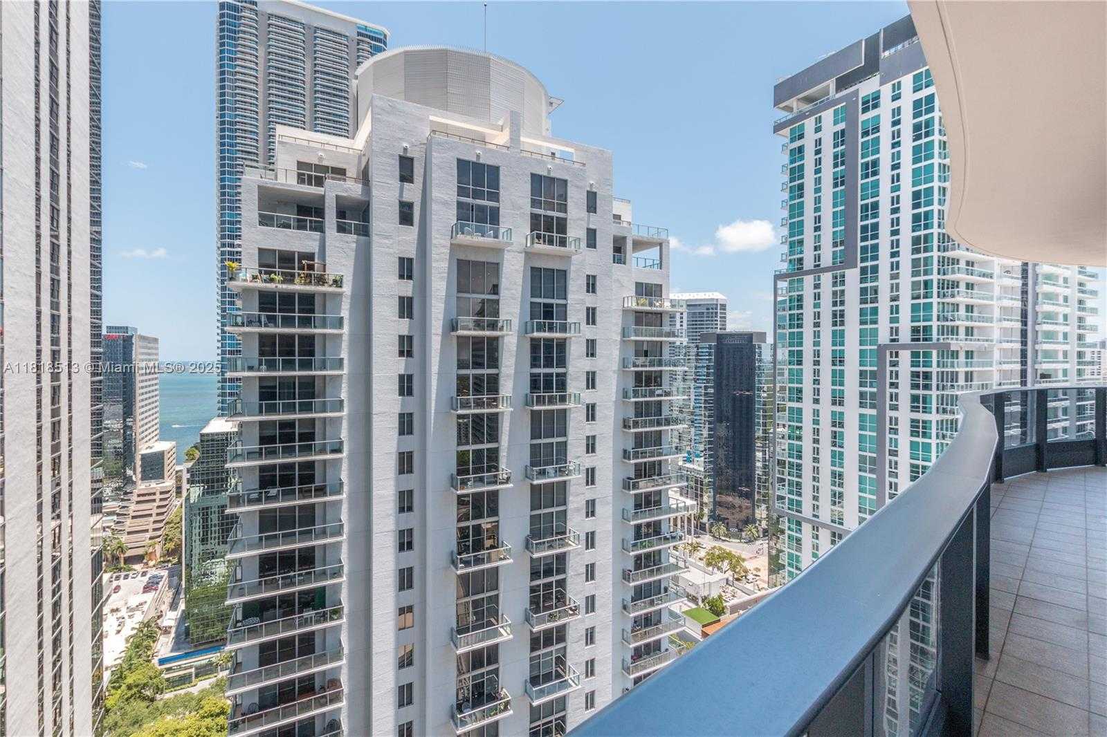 Small Image of 1000 BRICKELL PLZ #3201, Miami Number 34