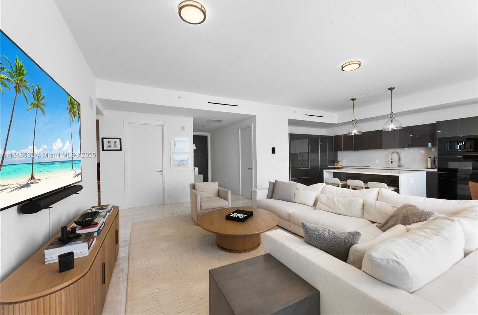 Small Image of 1451 BRICKELL AVE #4002, Miami Number 11