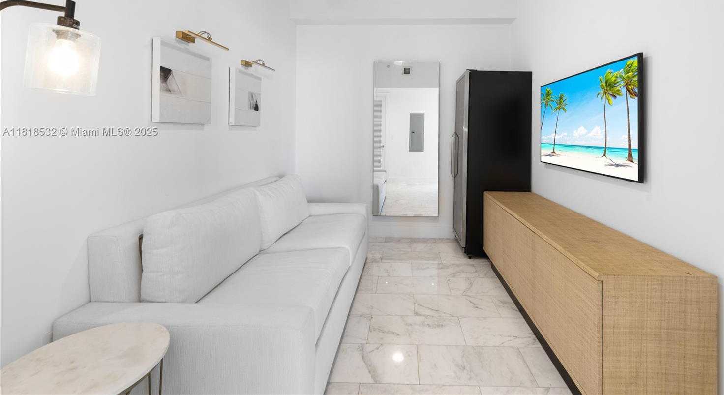 Small Image of 1451 BRICKELL AVE #4002, Miami Number 27