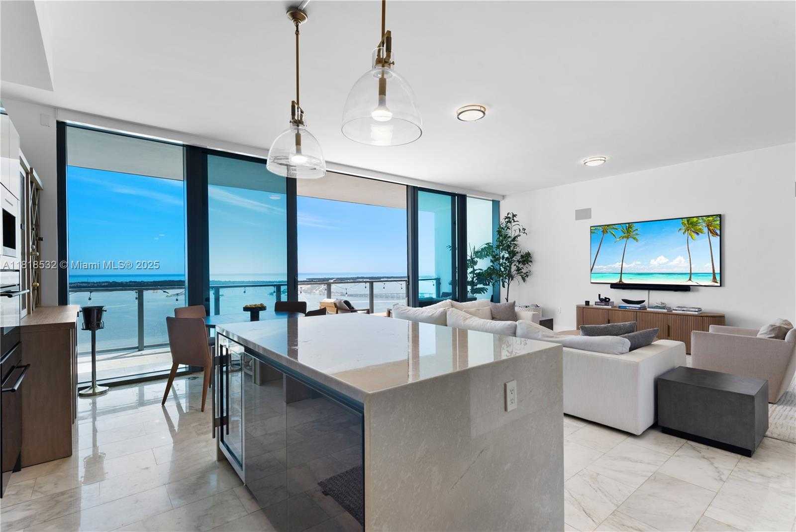 Small Image of 1451 BRICKELL AVE #4002, Miami Number 31