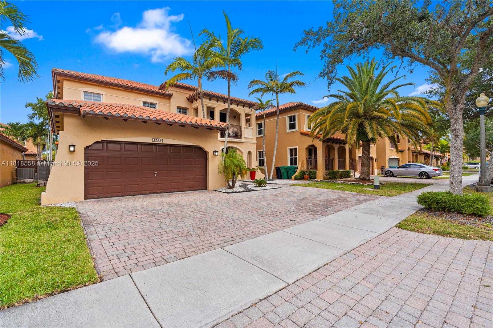 Small Image of 3082 SOUTH WEST 156TH AVE, Miami Number 2