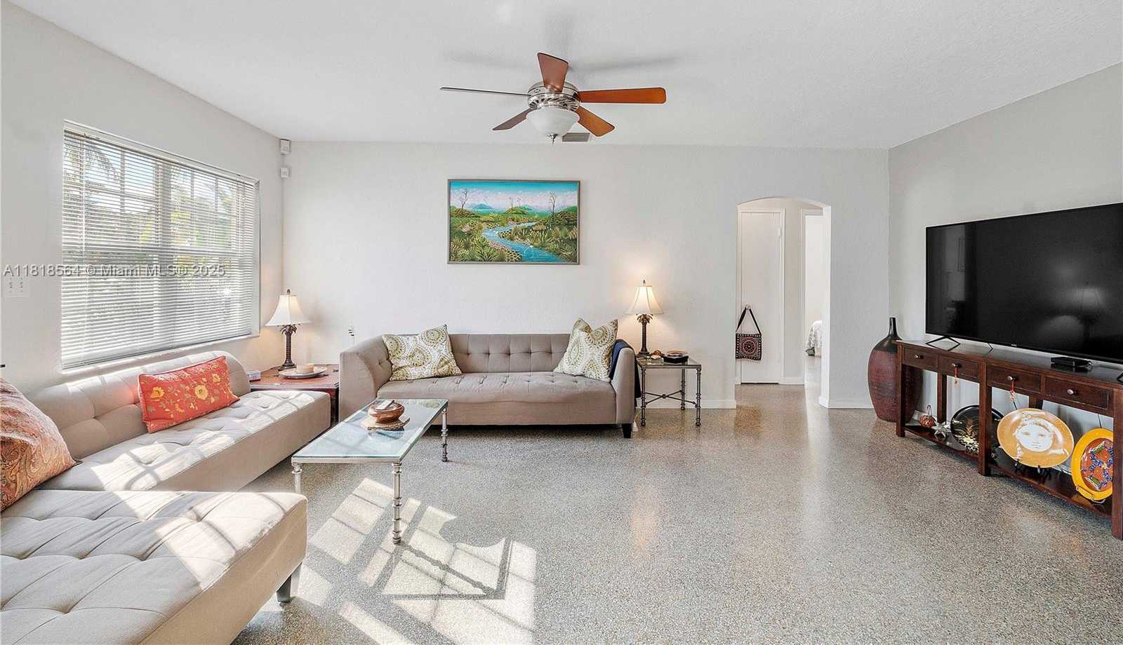 Small Image of 1321 NORTH EAST 16TH AVE #1321, Fort Lauderdale Number 10