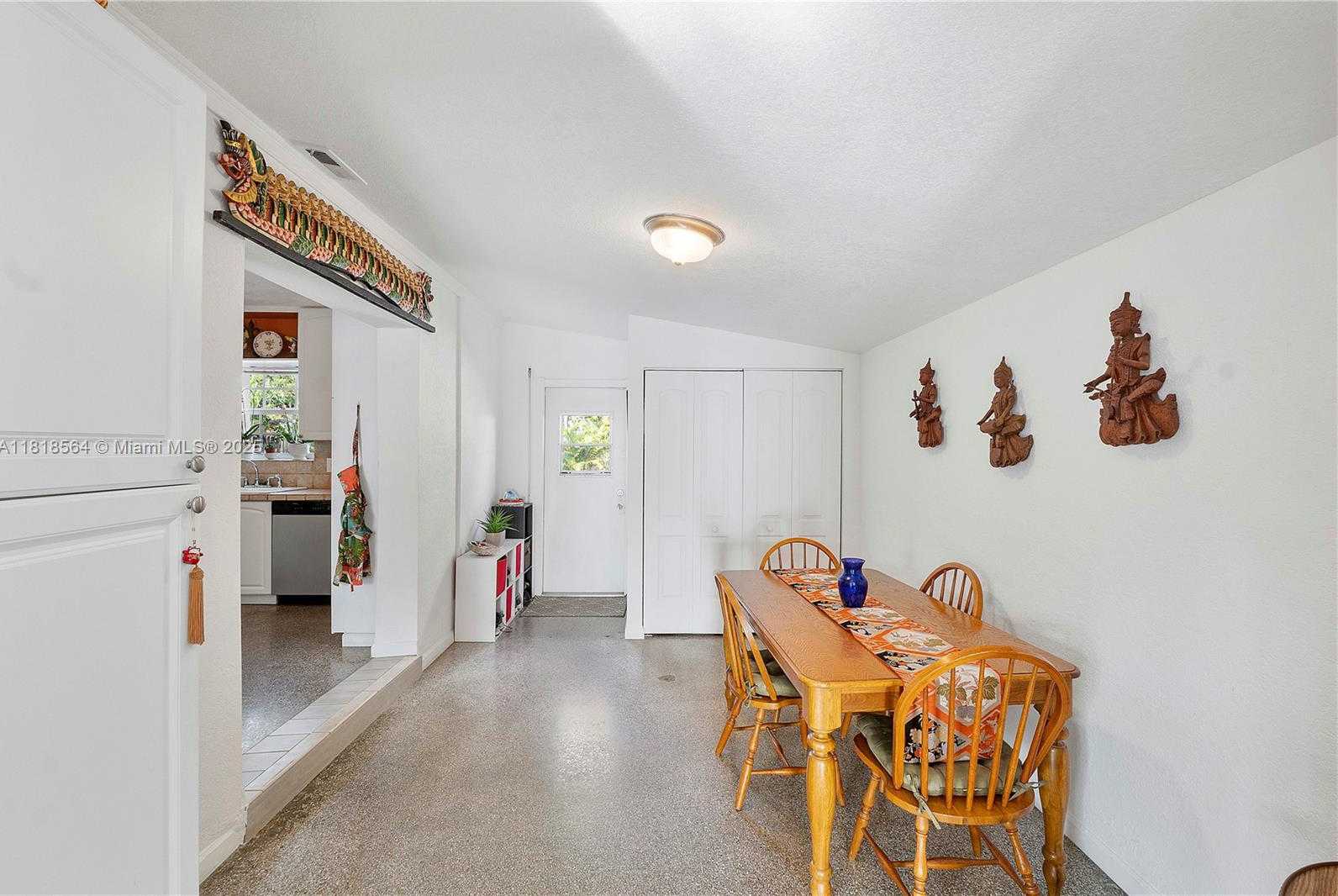 Small Image of 1321 NORTH EAST 16TH AVE #1321, Fort Lauderdale Number 14