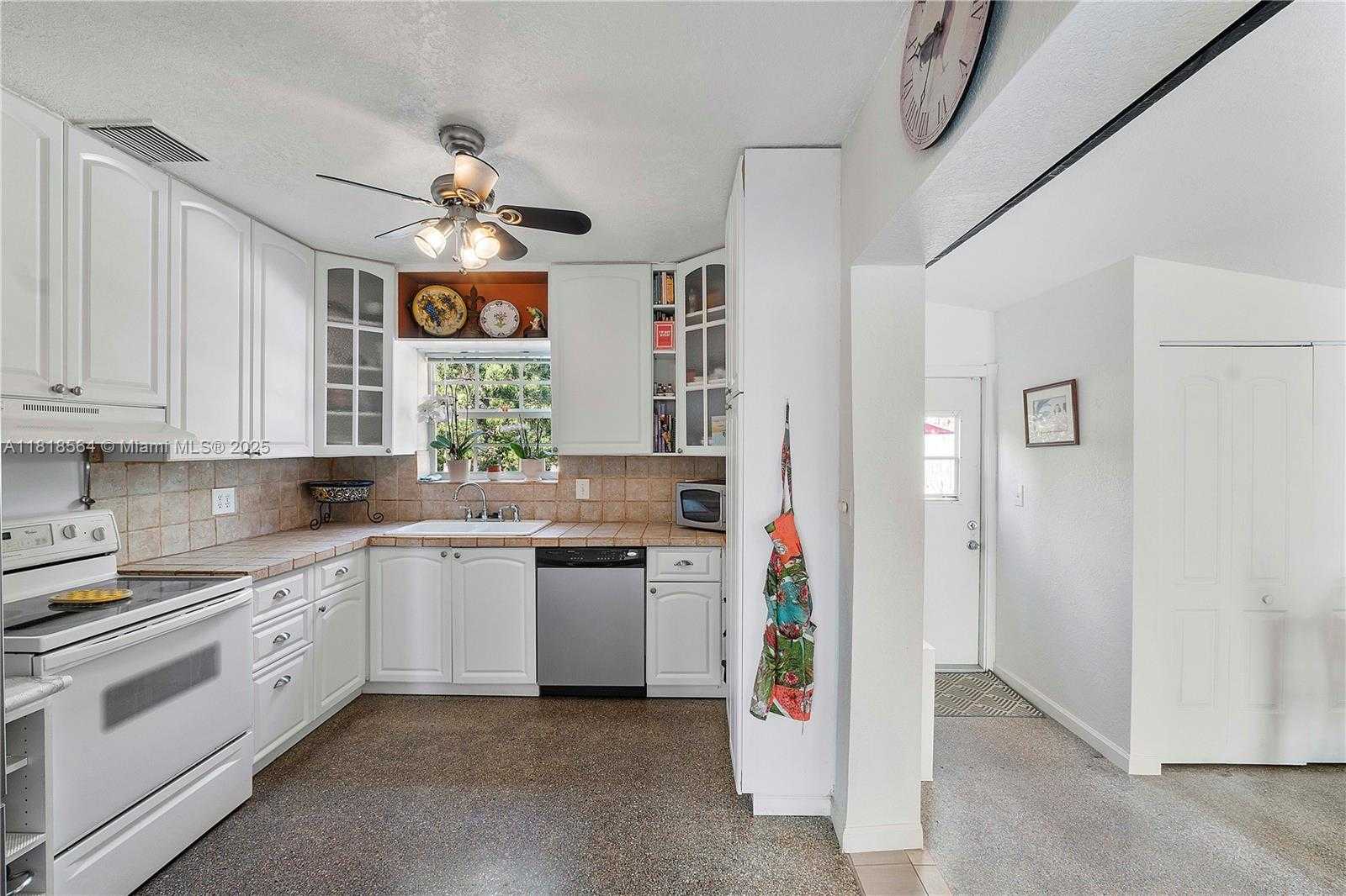 Small Image of 1321 NORTH EAST 16TH AVE #1321, Fort Lauderdale Number 6