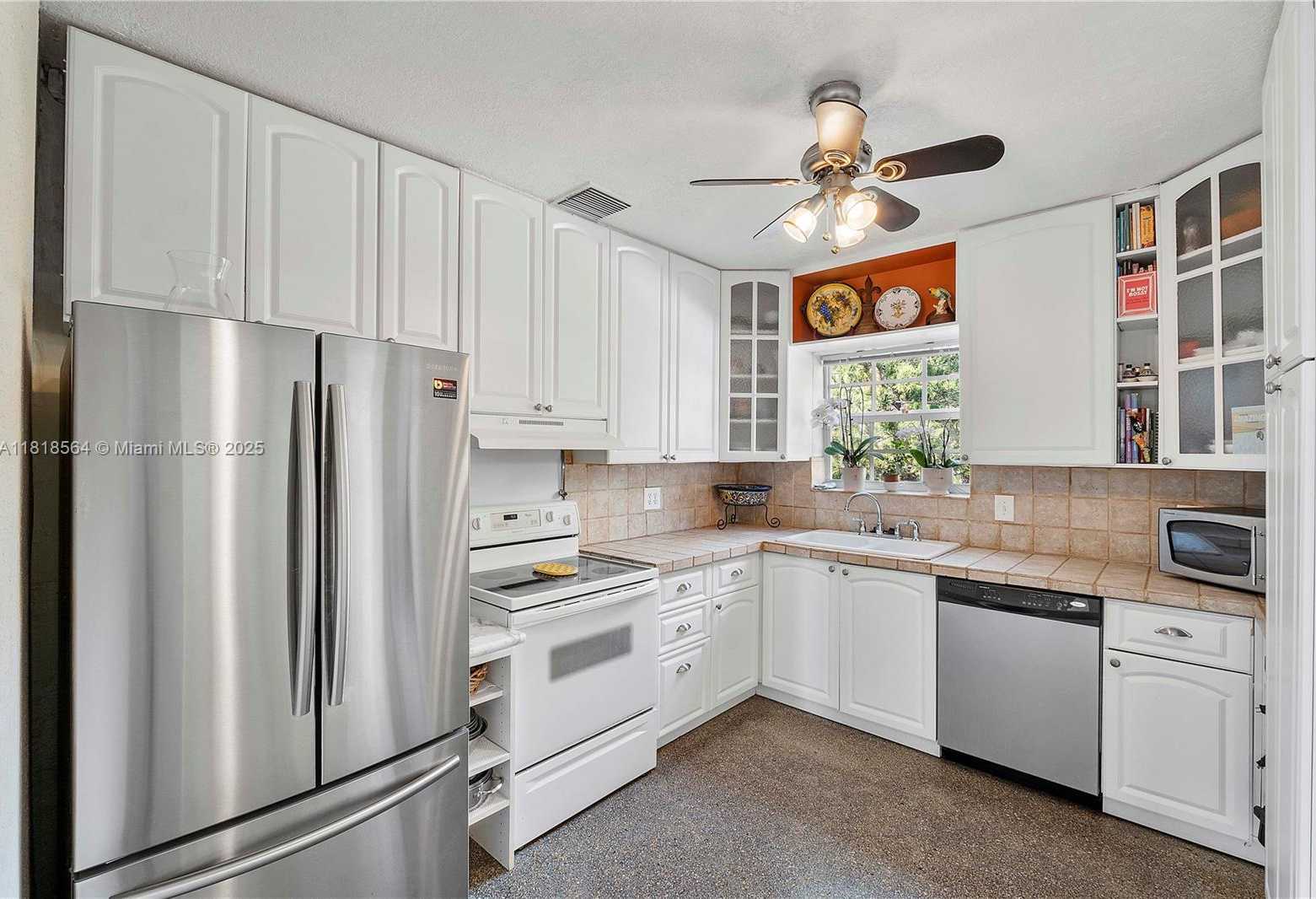Small Image of 1321 NORTH EAST 16TH AVE #1321, Fort Lauderdale Number 7