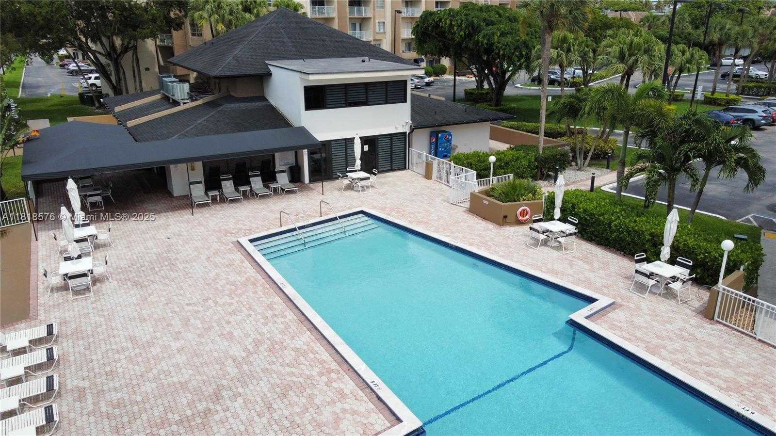 Small Image of 7747 SOUTH WEST 86TH ST #D-207, Miami Number 5