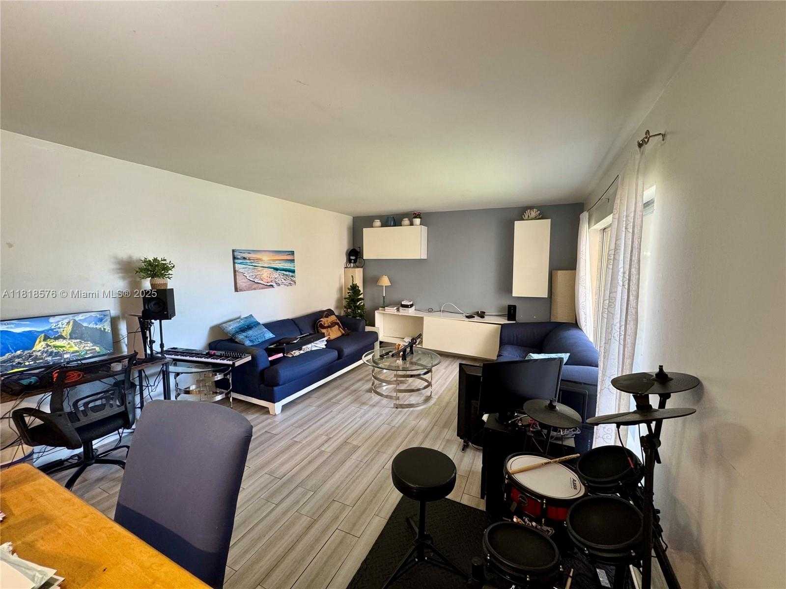 Small Image of 7747 SOUTH WEST 86TH ST #D-207, Miami Number 6