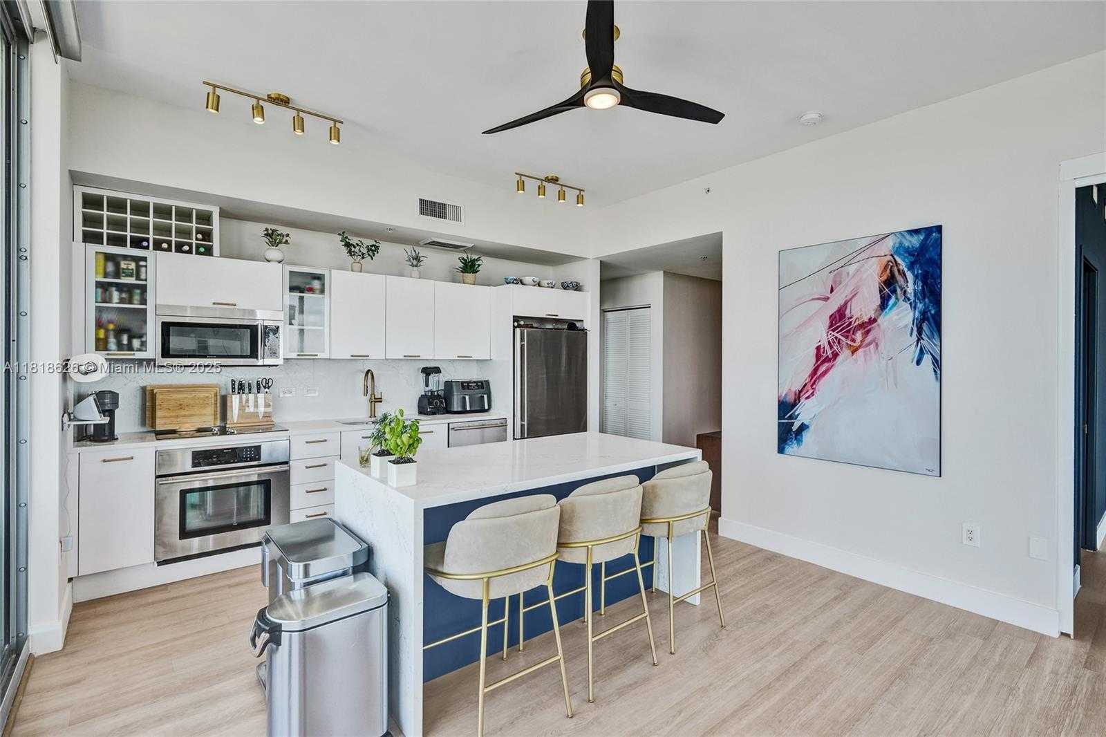 Small Image of 3470 EAST COAST AVE #H2704, Miami Number 7