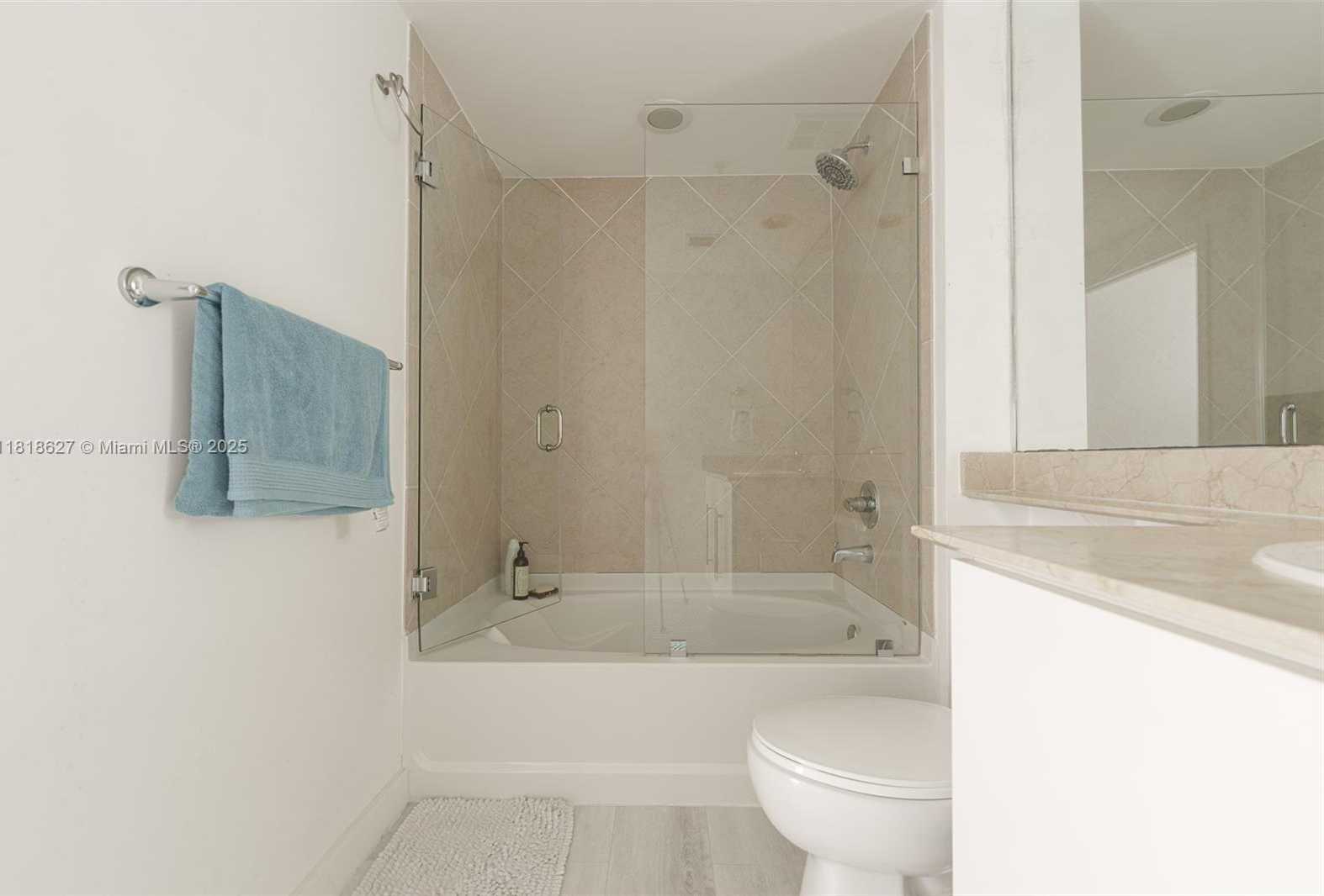 Small Image of 335 SOUTH BISCAYNE BLVD #3303, Miami Number 14