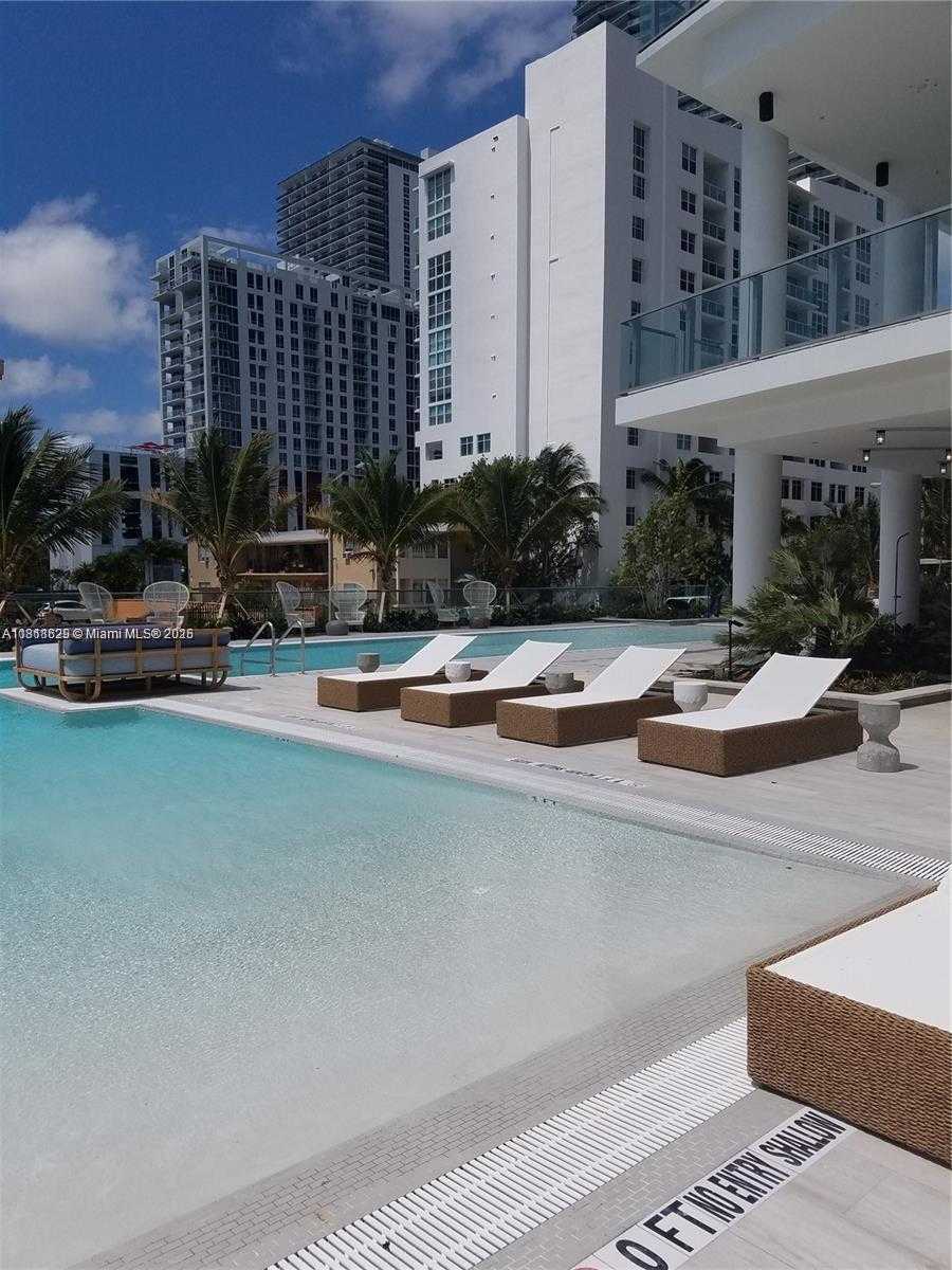 Small Image of 2900 NORTH EAST 7TH AVE #3902, Miami Number 2