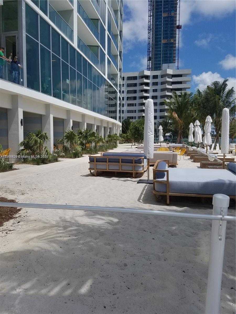 Small Image of 2900 NORTH EAST 7TH AVE #3902, Miami Number 3
