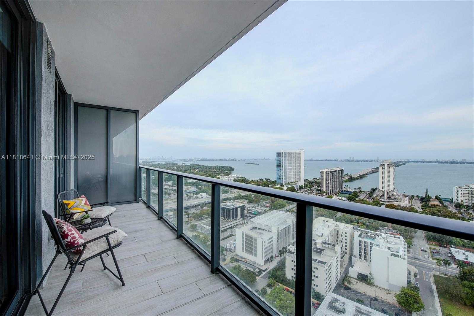 Small Image of 121 NORTH EAST 34TH ST #3006, Miami Number 17
