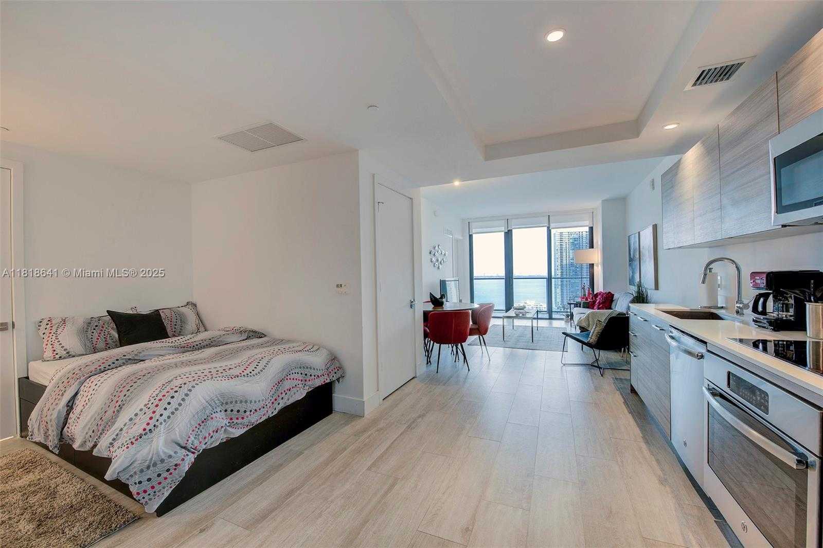 Small Image of 121 NORTH EAST 34TH ST #3006, Miami Number 3