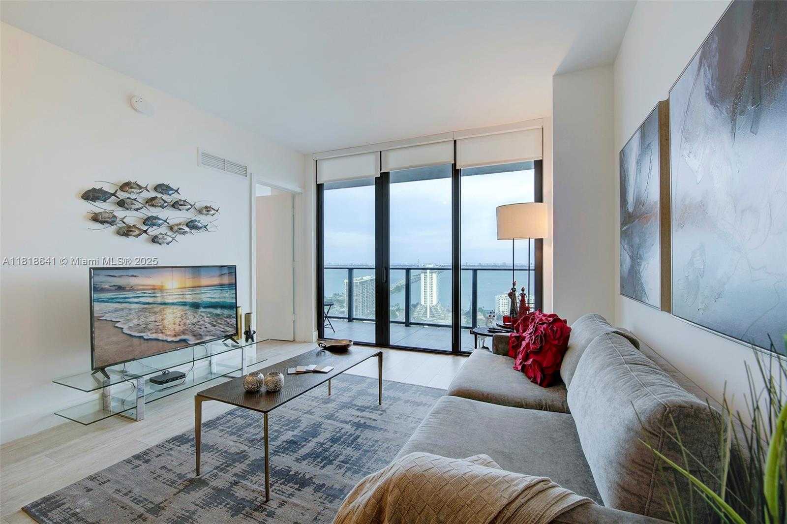Small Image of 121 NORTH EAST 34TH ST #3006, Miami Number 6