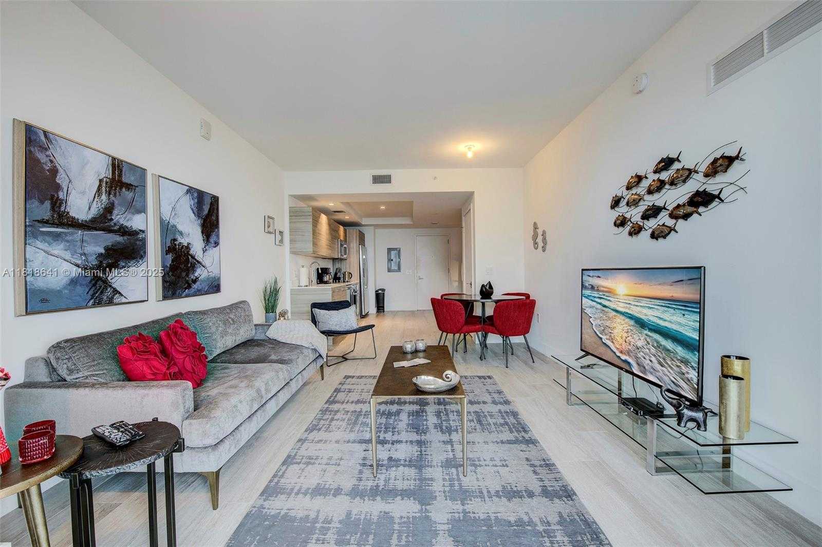 Small Image of 121 NORTH EAST 34TH ST #3006, Miami Number 7