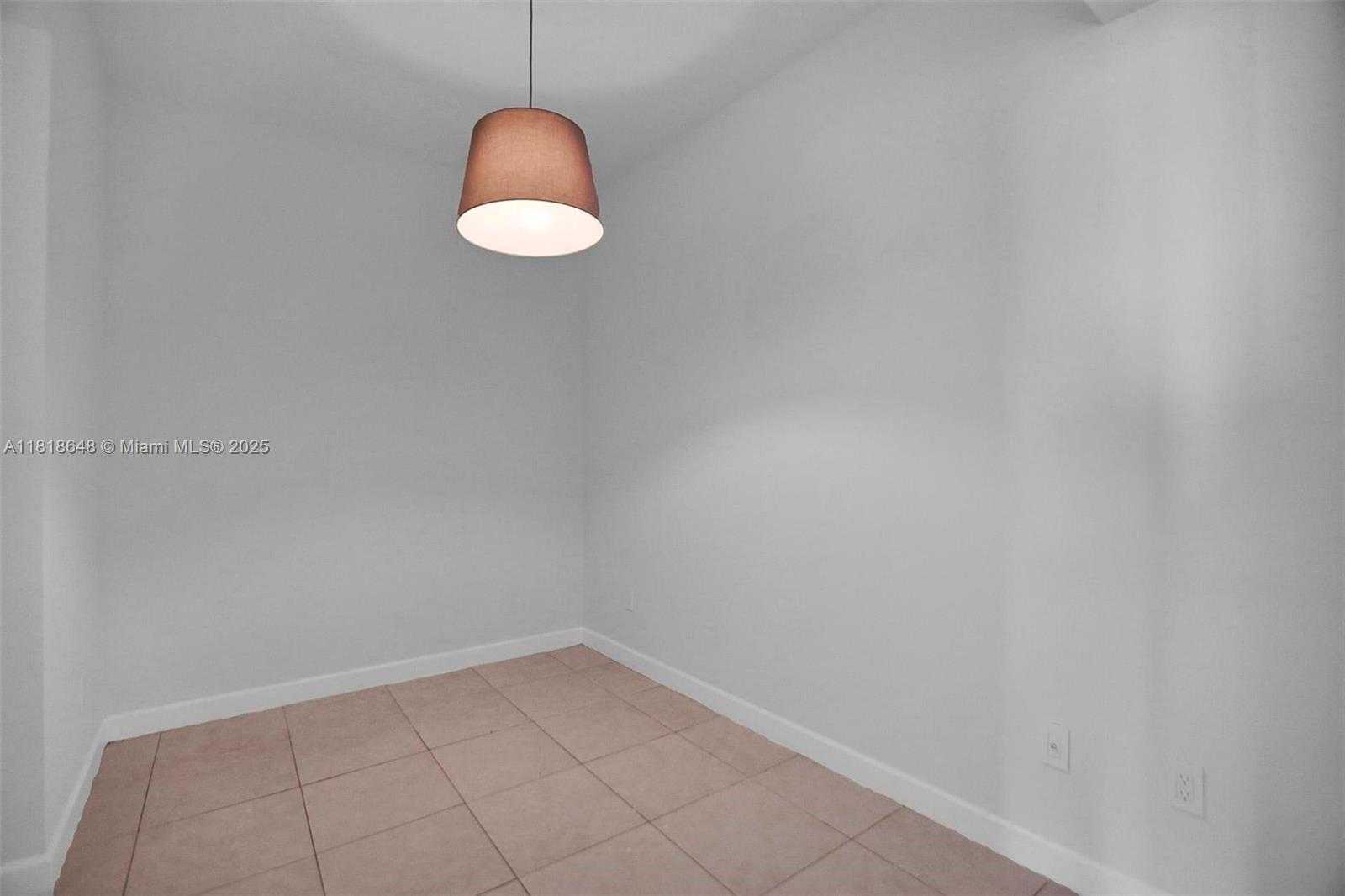 Small Image of 1945 SOUTH OCEAN DR #2302, Hallandale Beach Number 11