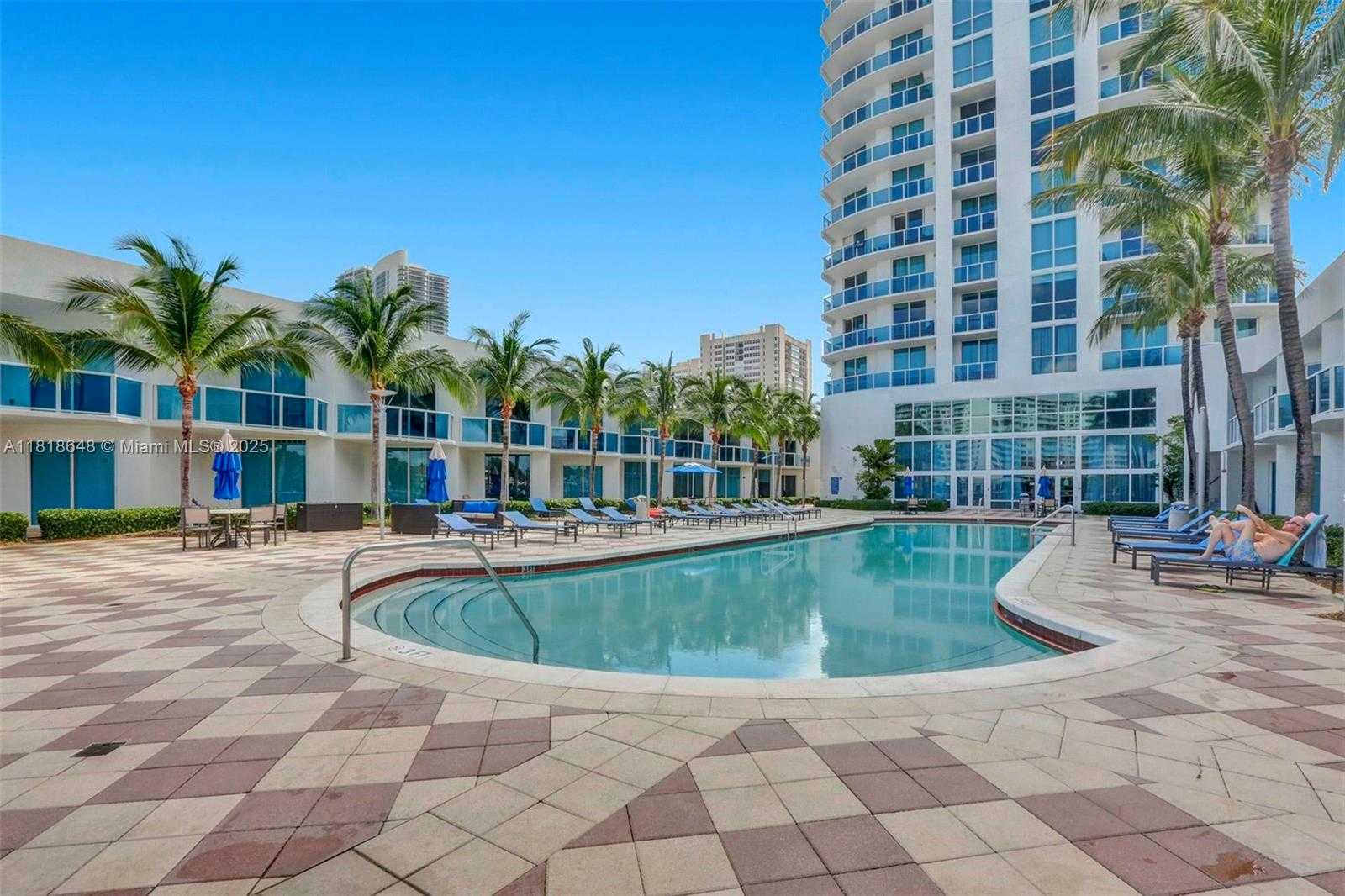 Small Image of 1945 SOUTH OCEAN DR #2302, Hallandale Beach Number 25