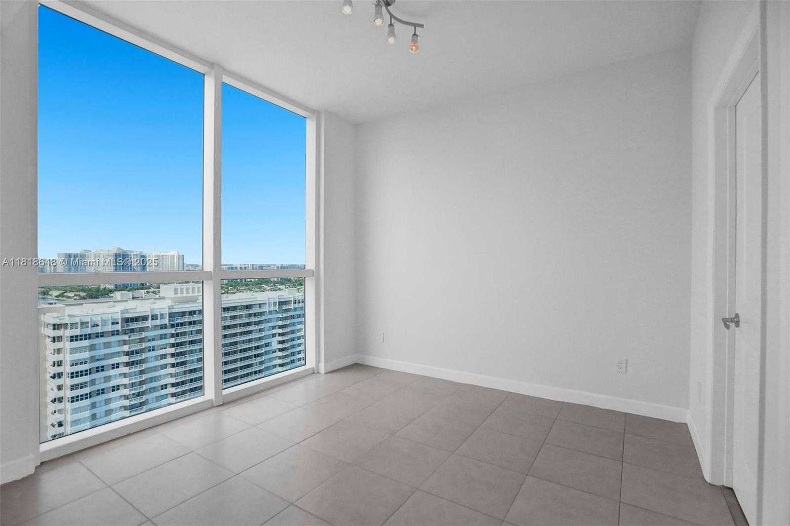 Small Image of 1945 SOUTH OCEAN DR #2302, Hallandale Beach Number 8