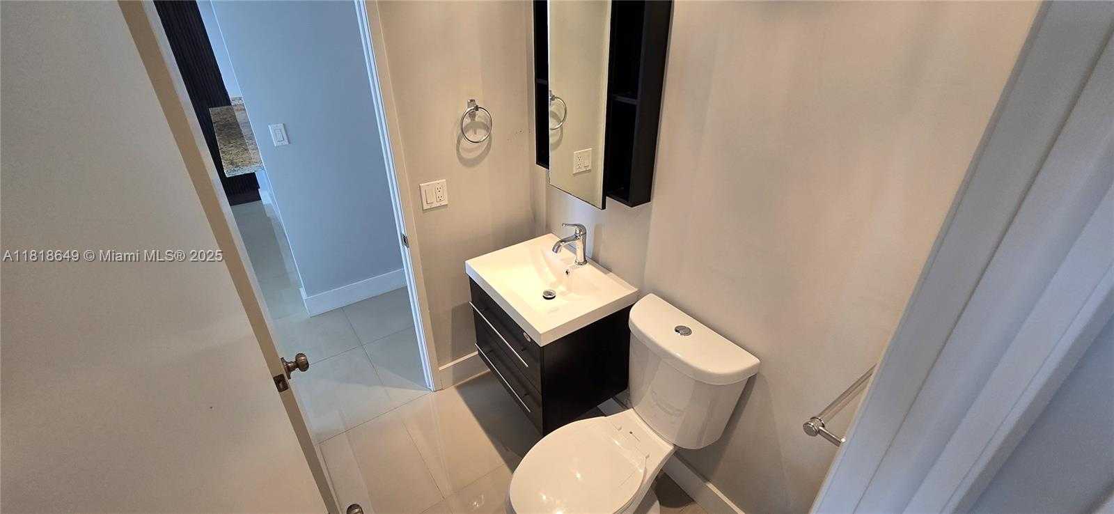 Small Image of 600 NORTH EAST 36TH ST #1509, Miami Number 12