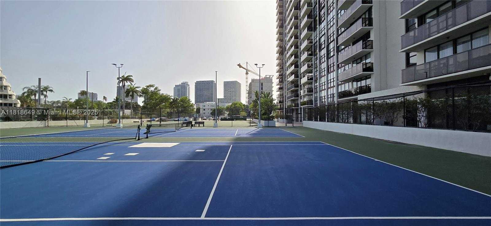 Small Image of 600 NORTH EAST 36TH ST #1509, Miami Number 15