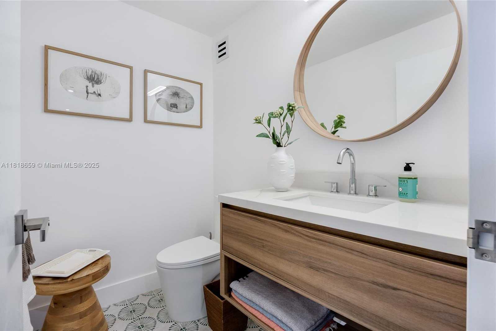 Small Image of 9102 WEST BAY HARBOR DR #10-B, Bay Harbor Islands Number 10