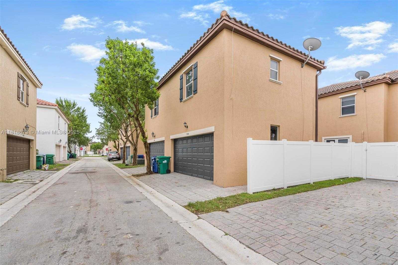 Small Image of 9341 SOUTH WEST 171ST AVE, Miami Number 2