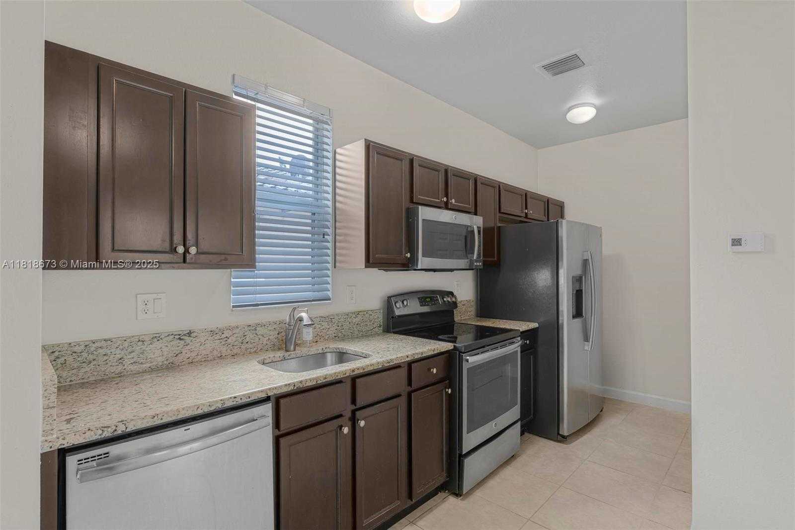 Small Image of 9341 SOUTH WEST 171ST AVE, Miami Number 7