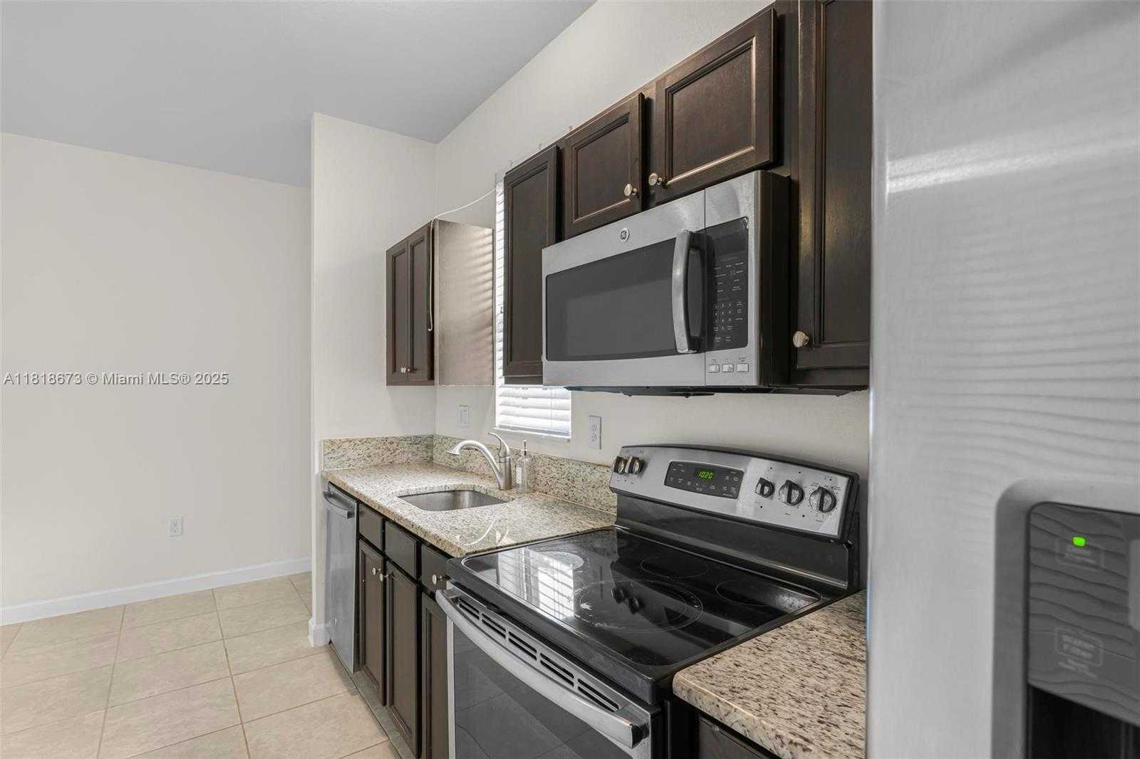 Small Image of 9341 SOUTH WEST 171ST AVE, Miami Number 8