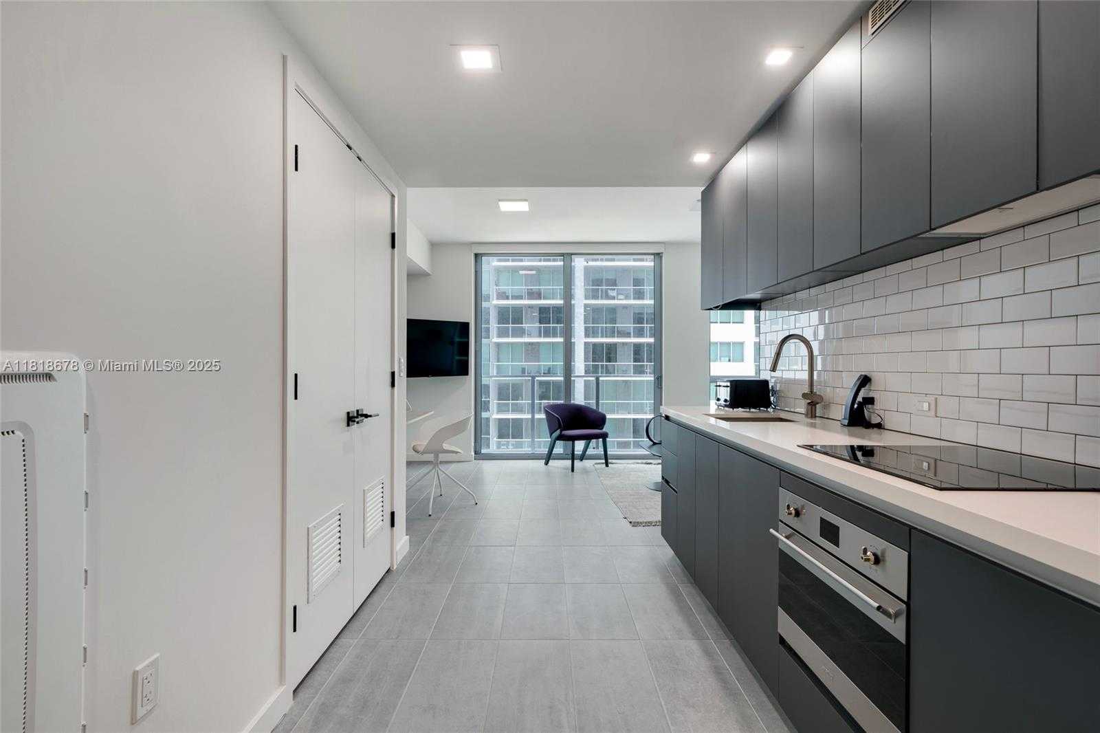 Small Image of 227 NORTH EAST 2ND ST #2810, Miami Number 15