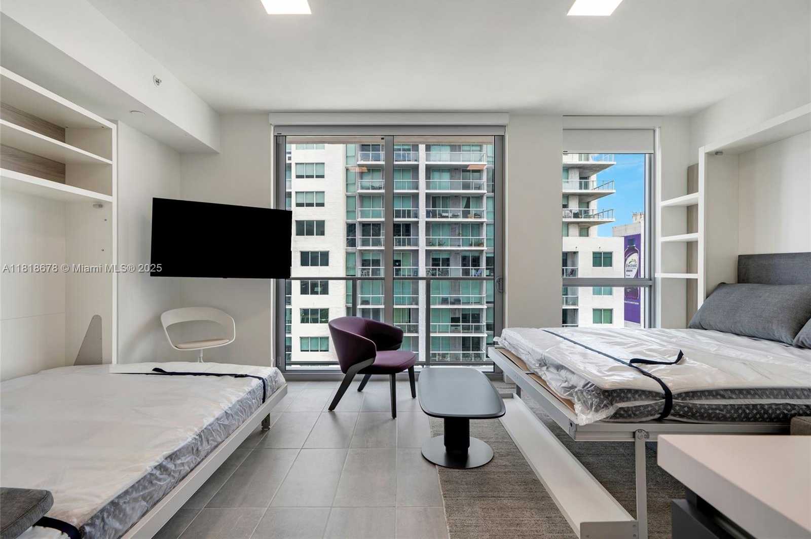 Small Image of 227 NORTH EAST 2ND ST #2810, Miami Number 7