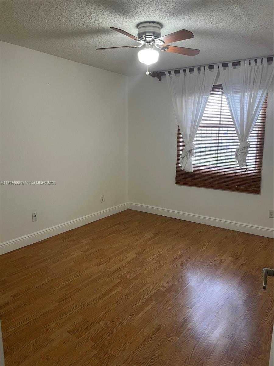 Small Image of 10370 SOUTH WEST 150TH CT #9207, Miami Number 4