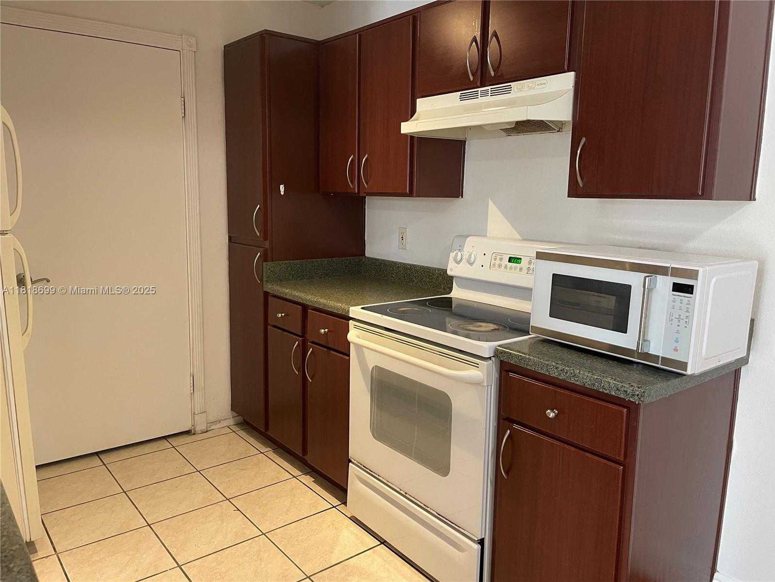Small Image of 10370 SOUTH WEST 150TH CT #9207, Miami Number 6