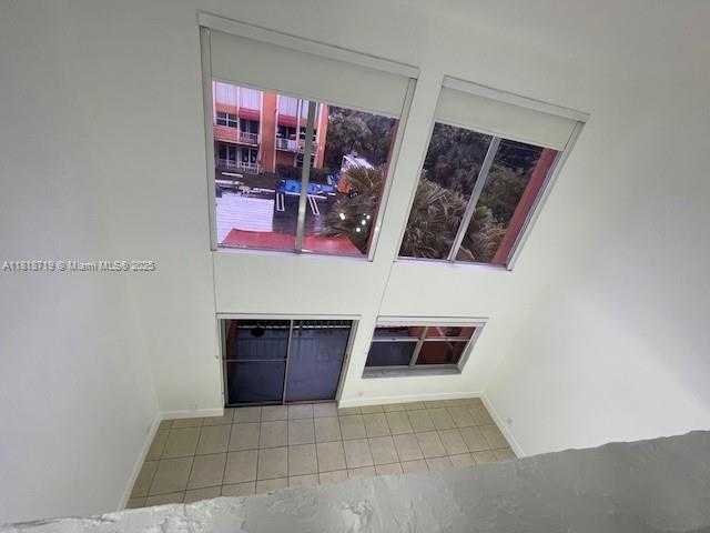 Small Image of 18051 NORTH WEST 68TH AVE #K209, Hialeah Number 16