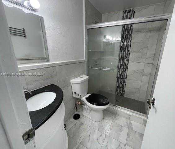 Small Image of 18051 NORTH WEST 68TH AVE #K209, Hialeah Number 17
