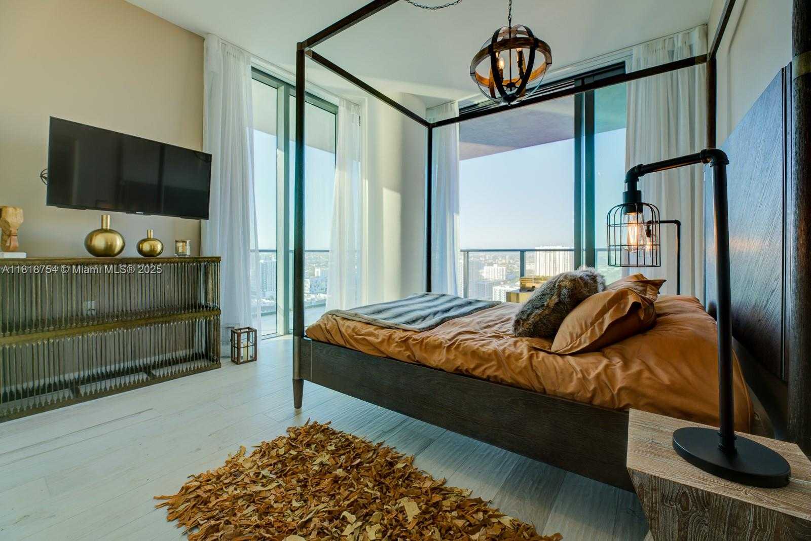 Small Image of 480 NORTH EAST 31 ST #2601, Miami Number 18