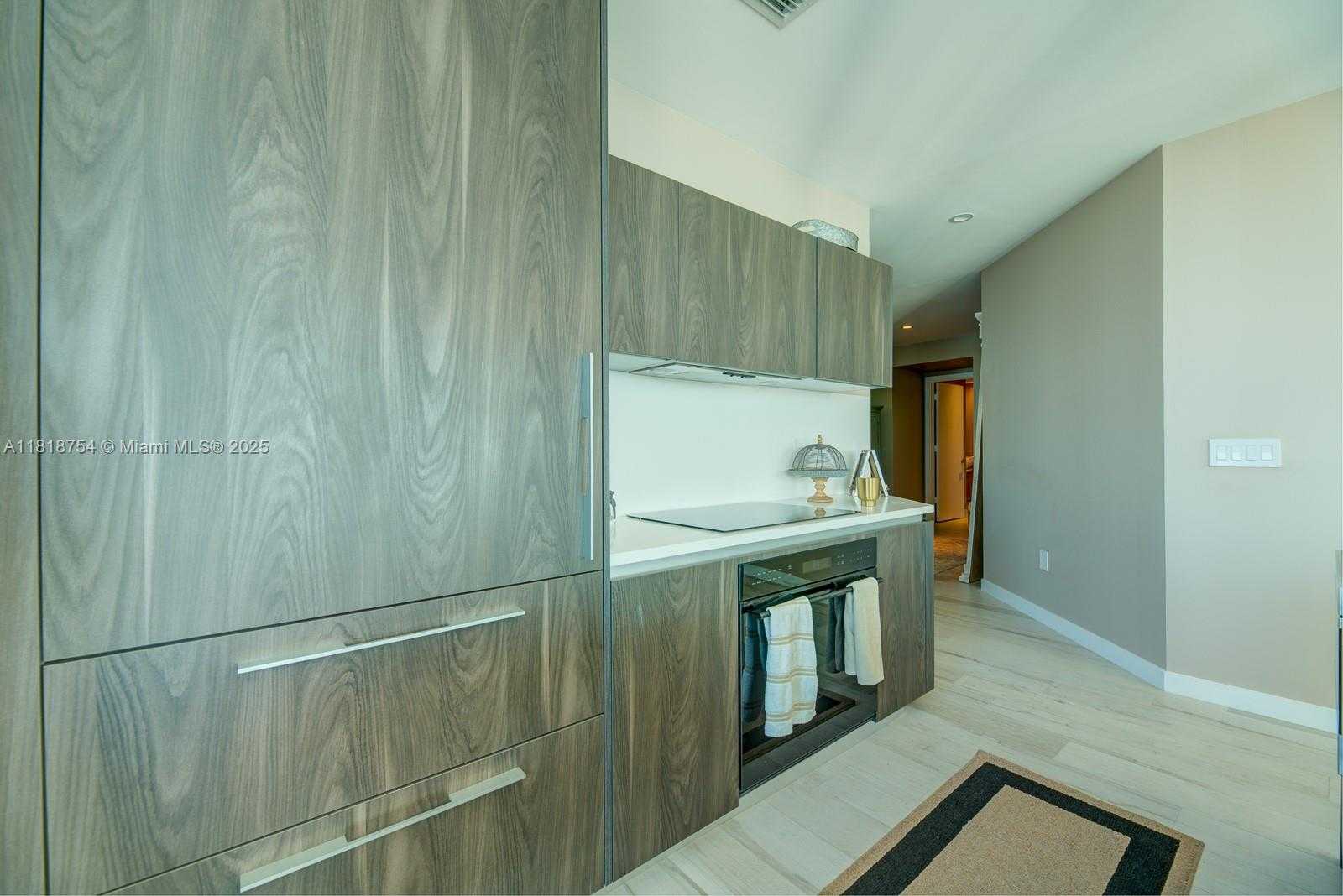 Small Image of 480 NORTH EAST 31 ST #2601, Miami Number 5