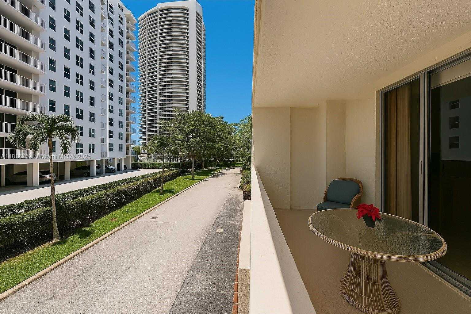 Small Image of 1865 SOUTH OCEAN DR #2C, Hallandale Beach Number 10