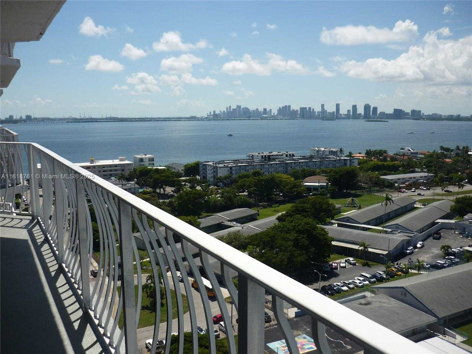 Small Image of 7601 EAST TREASURE DR #1901, North Bay Village Number 12