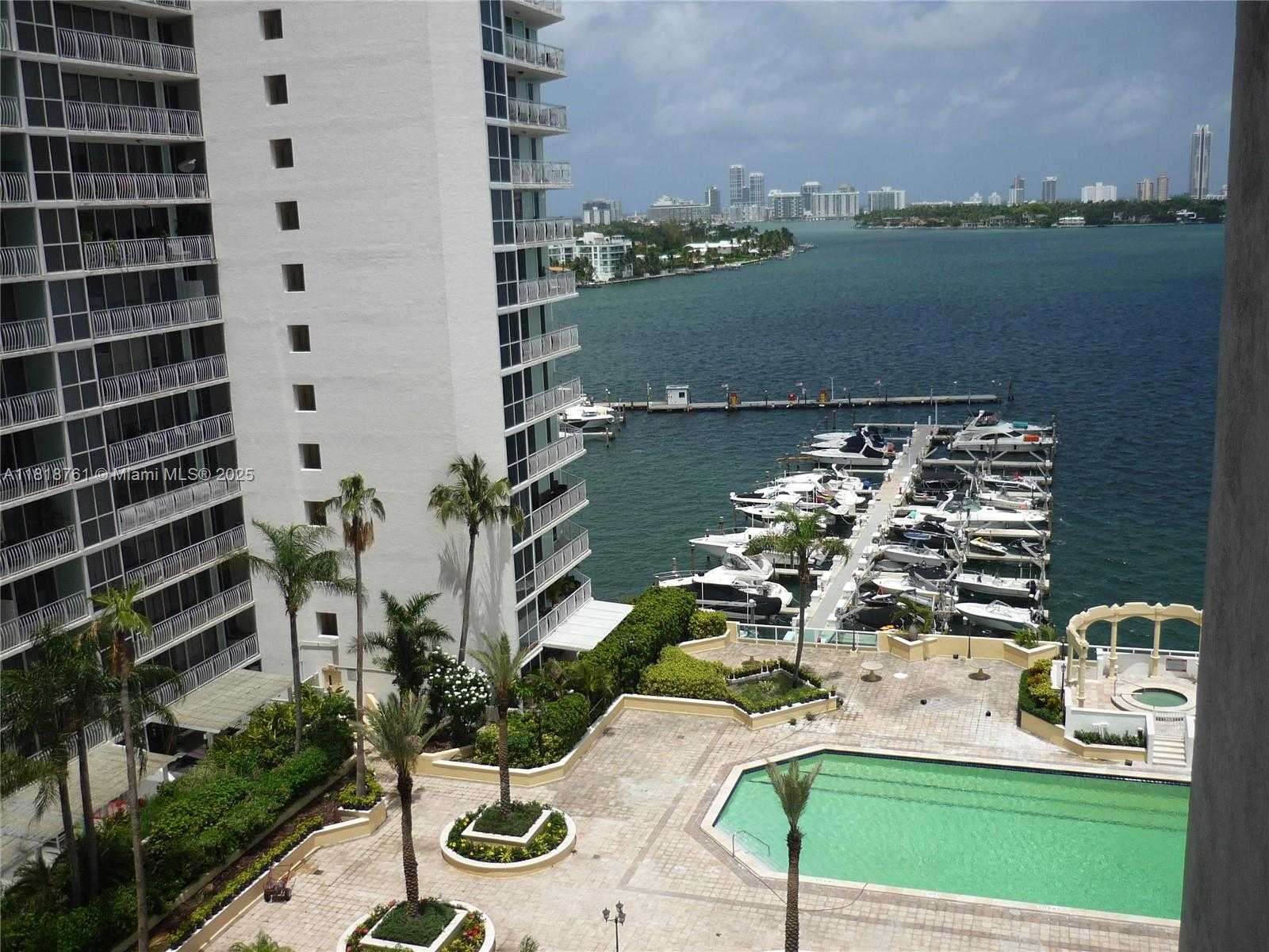 Small Image of 7601 EAST TREASURE DR #1901, North Bay Village Number 16