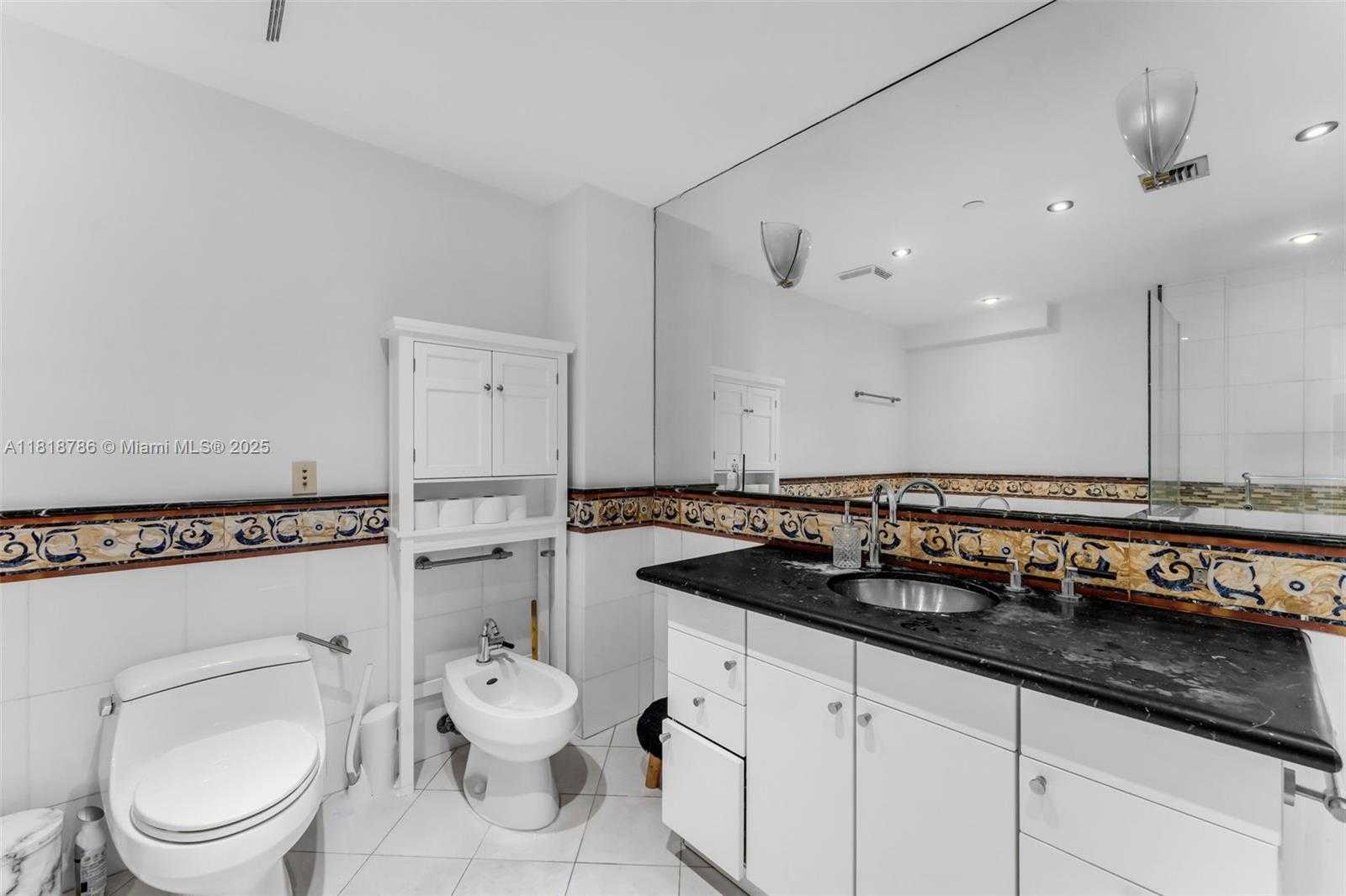 Small Image of 520 WEST AVE #604, Miami Beach Number 16
