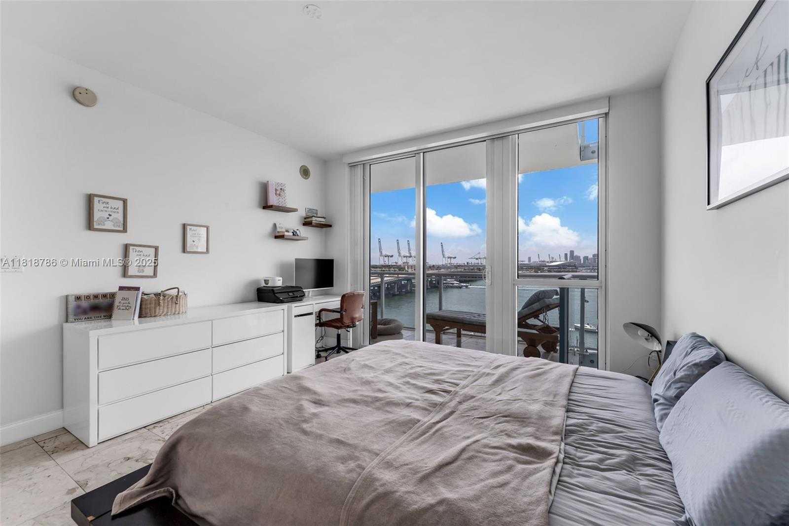 Small Image of 520 WEST AVE #604, Miami Beach Number 4