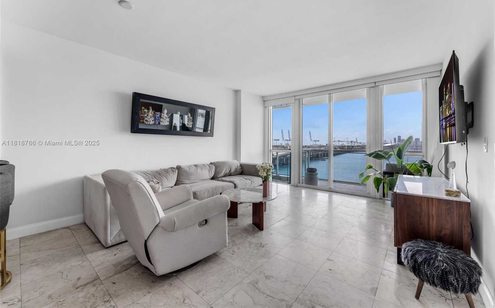 Small Image of 520 WEST AVE #604, Miami Beach Number 9