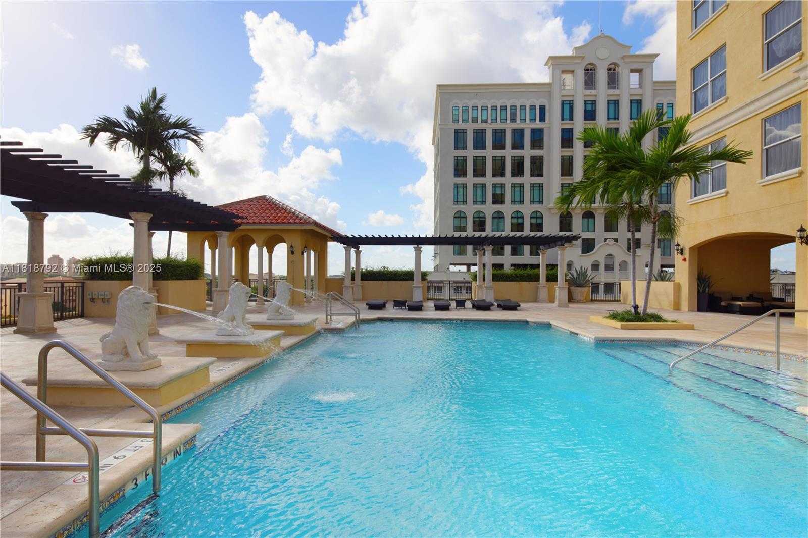 Small Image of 1607 PONCE DE LEON BLVD #7E, Coral Gables Number 11