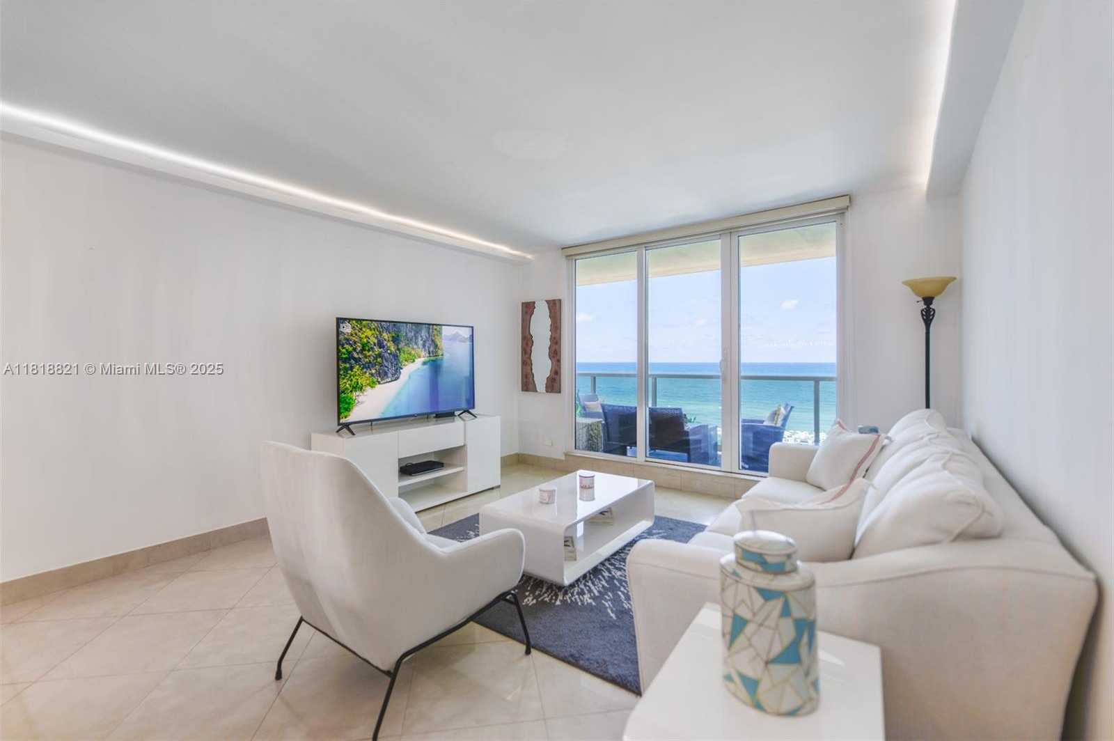 Small Image of 2301 COLLINS AVE #1025, Miami Beach Number 11