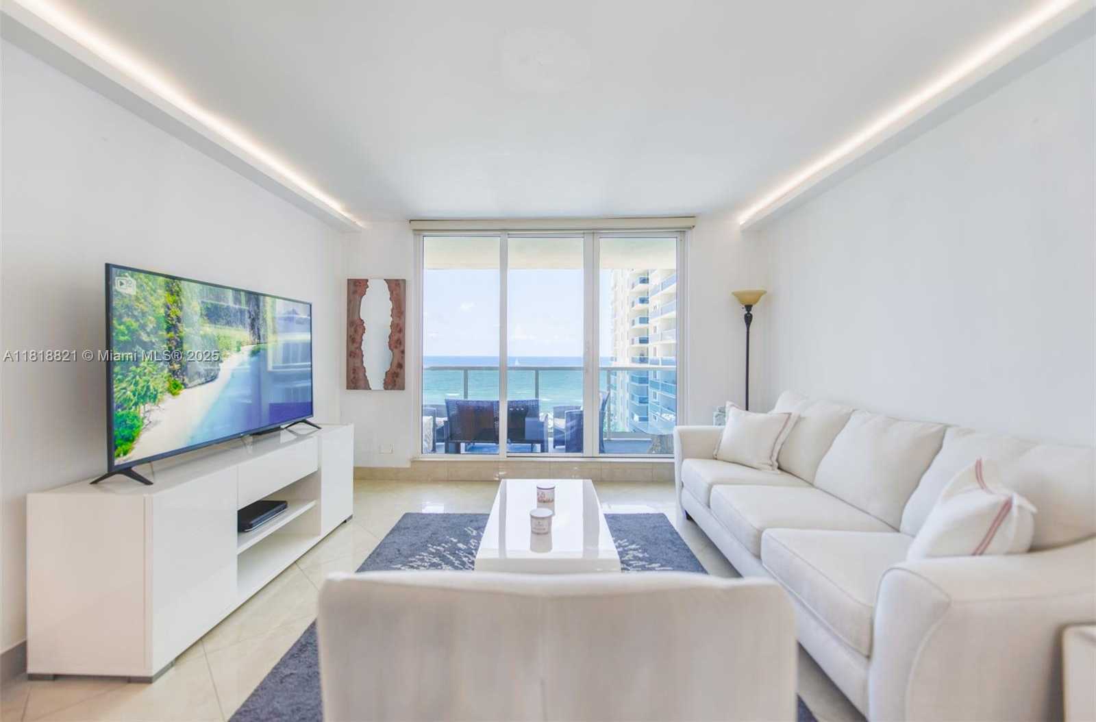 Small Image of 2301 COLLINS AVE #1025, Miami Beach Number 12