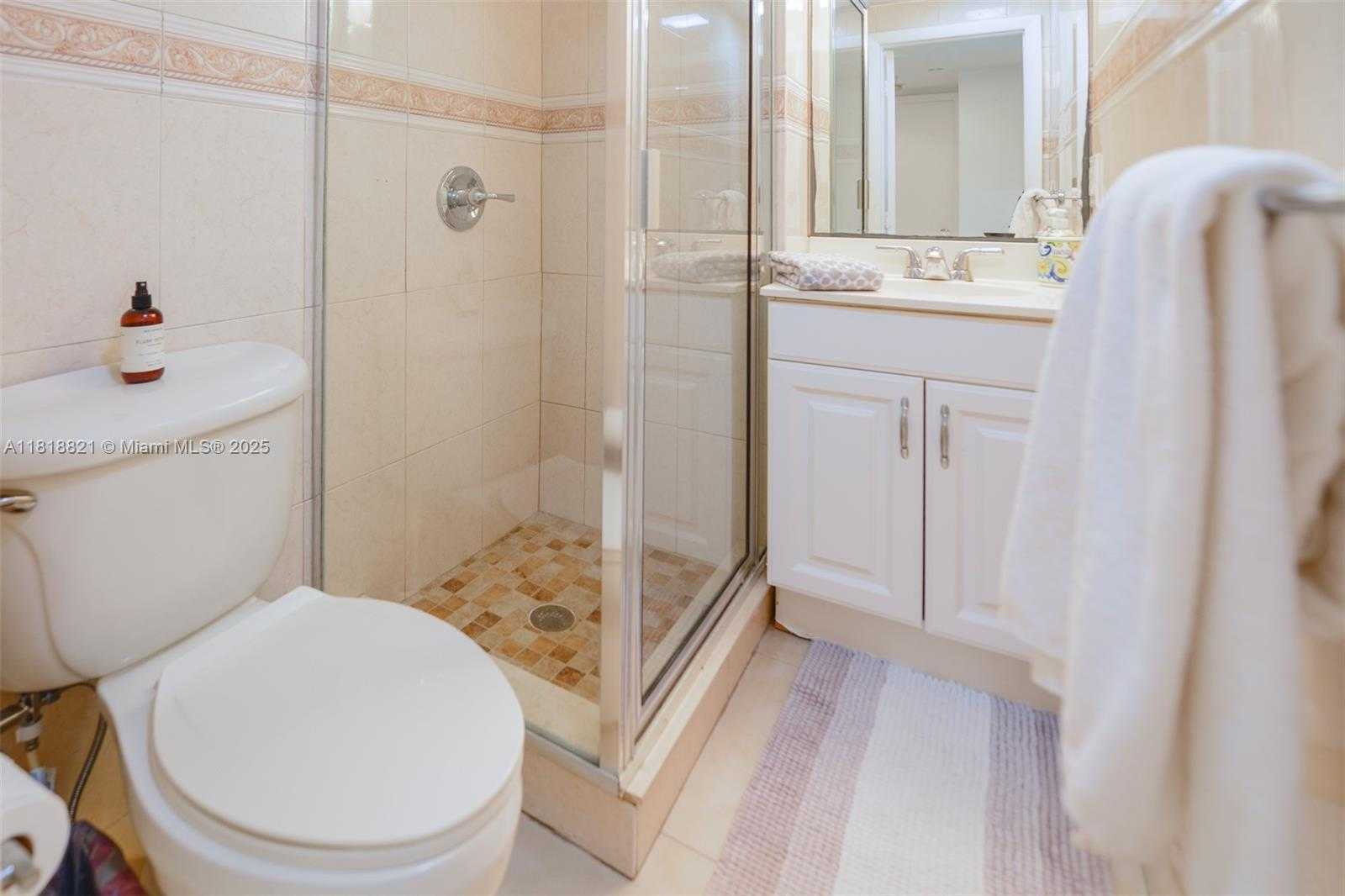 Small Image of 2301 COLLINS AVE #1025, Miami Beach Number 27