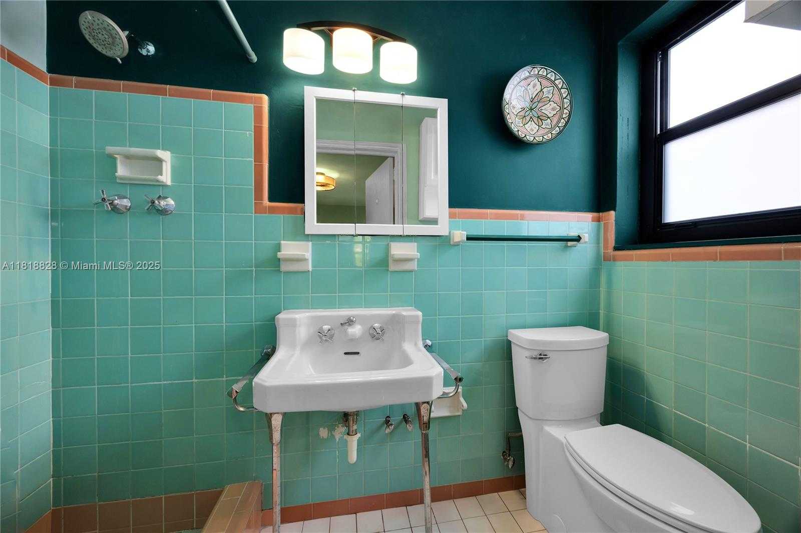 Small Image of 7600 NORTH EAST 7TH AVE, Miami Number 12