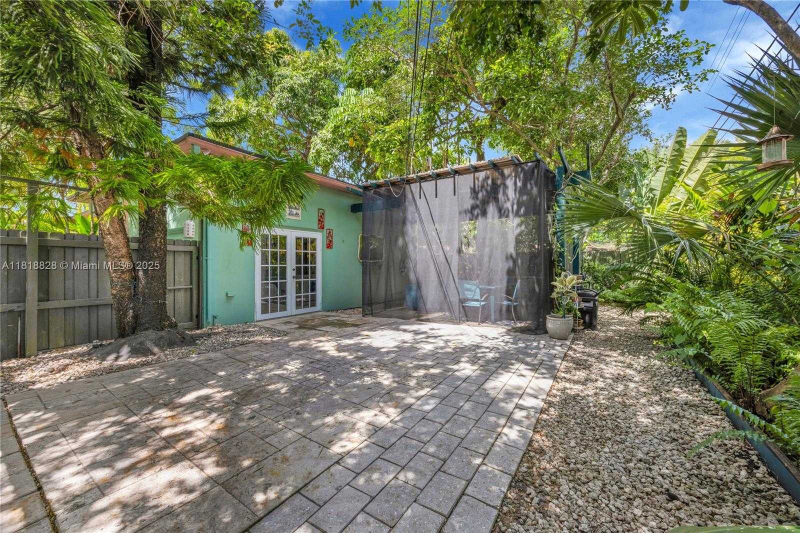 Small Image of 7600 NORTH EAST 7TH AVE, Miami Number 23