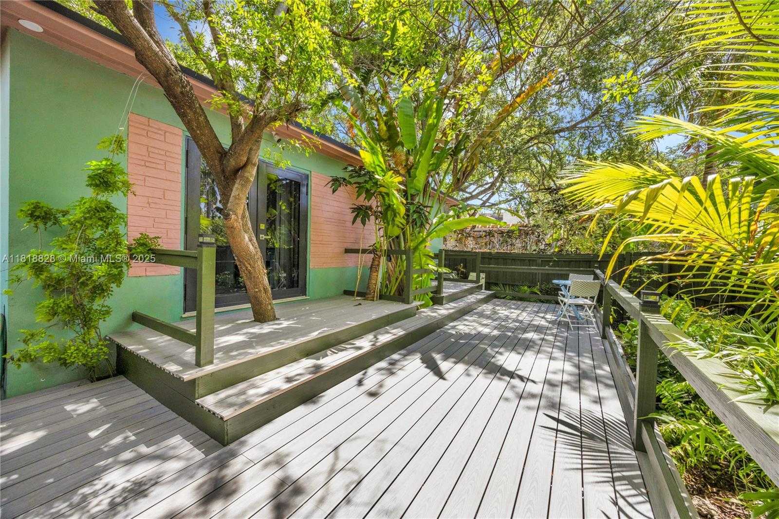 Small Image of 7600 NORTH EAST 7TH AVE, Miami Number 25