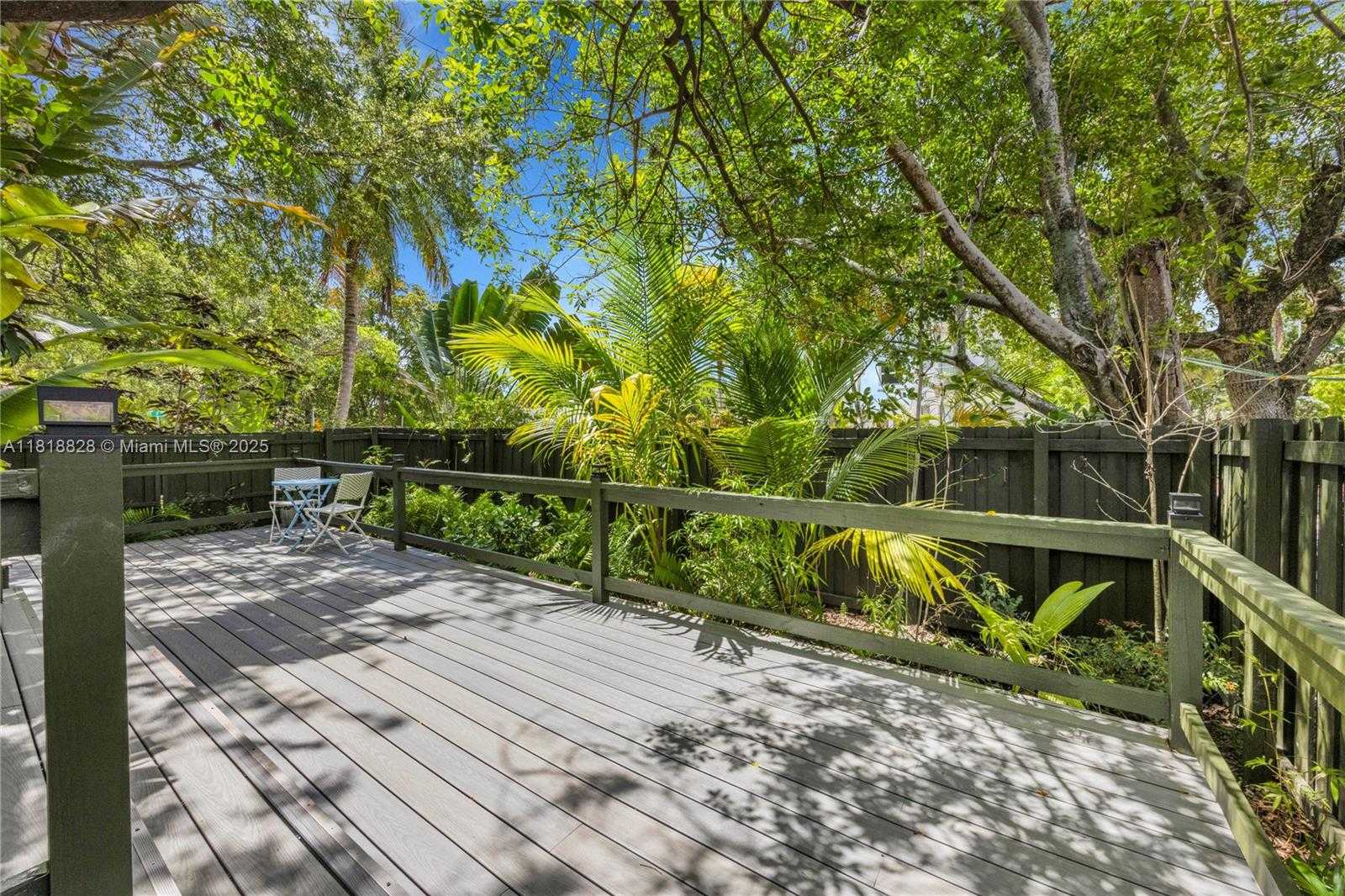 Small Image of 7600 NORTH EAST 7TH AVE, Miami Number 27